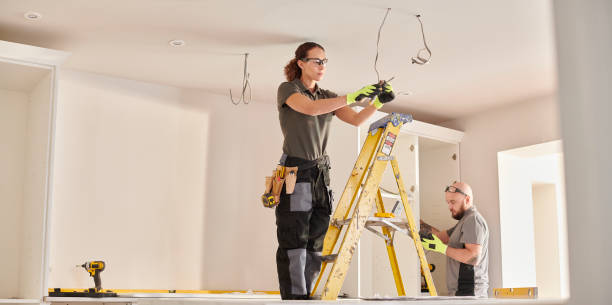 Best Licensed Electrician  in Burnsville, MN